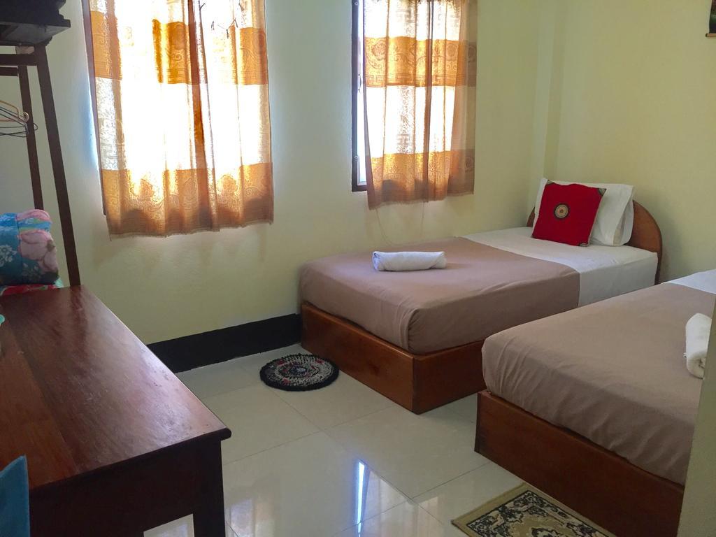 A Tee Guesthouse Luang Prabang Buitenkant foto
