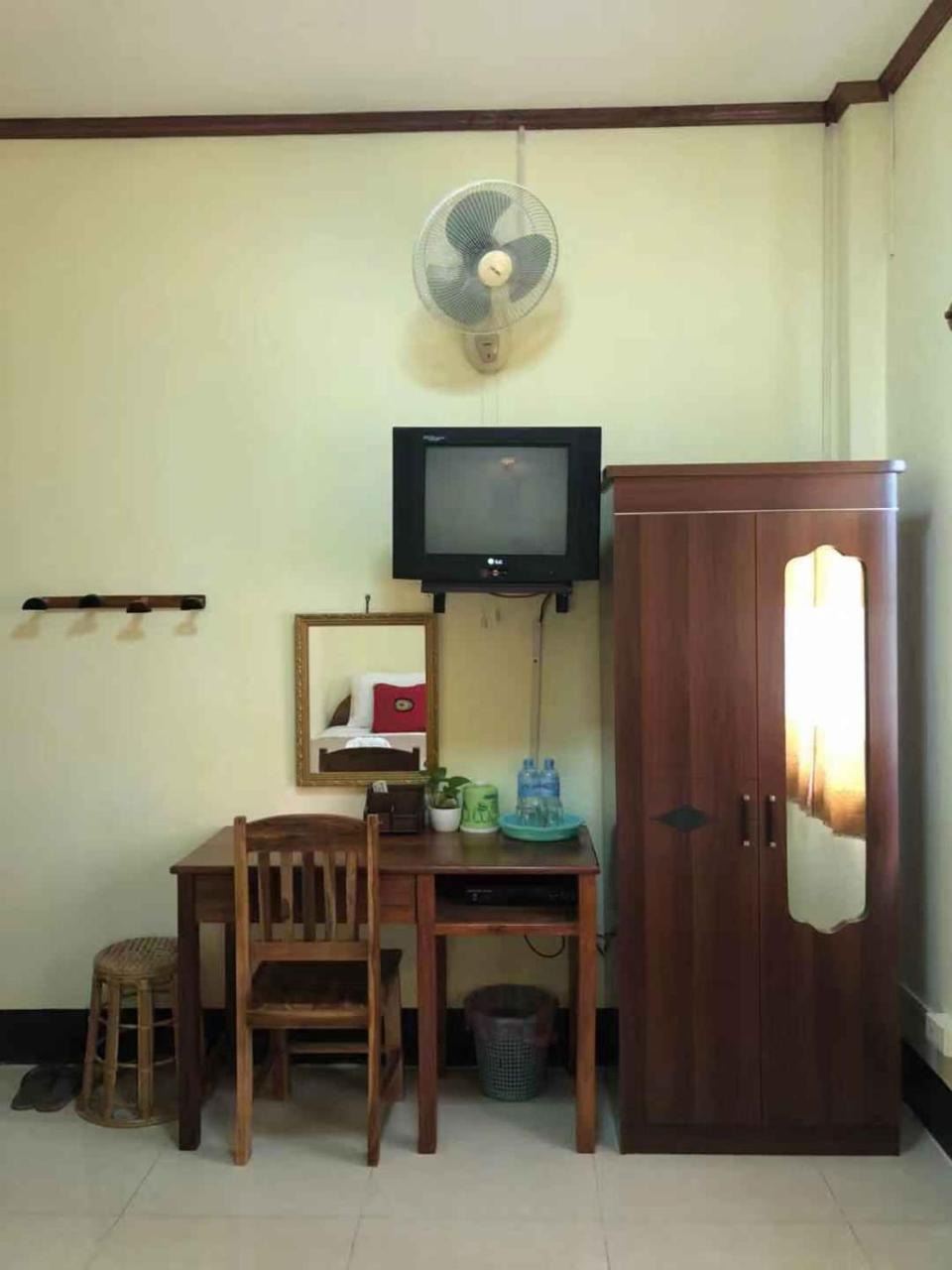 A Tee Guesthouse Luang Prabang Buitenkant foto
